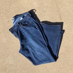 Old Navy Jeans - Old Navy Sweetheart Medium Wash Stretch Jeans 18S Old Navy Jeans - Old Navy Sweetheart Medium Wash Stretch Jeans 18S